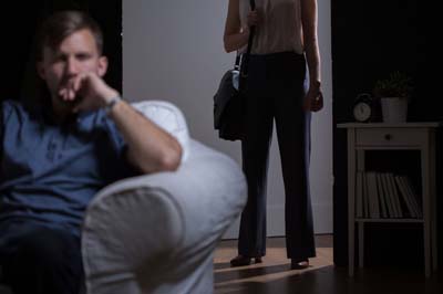 Should-i-stay-in-the-home-after-filing-for-divorce frustrated spouse afte dallas divorce was filed